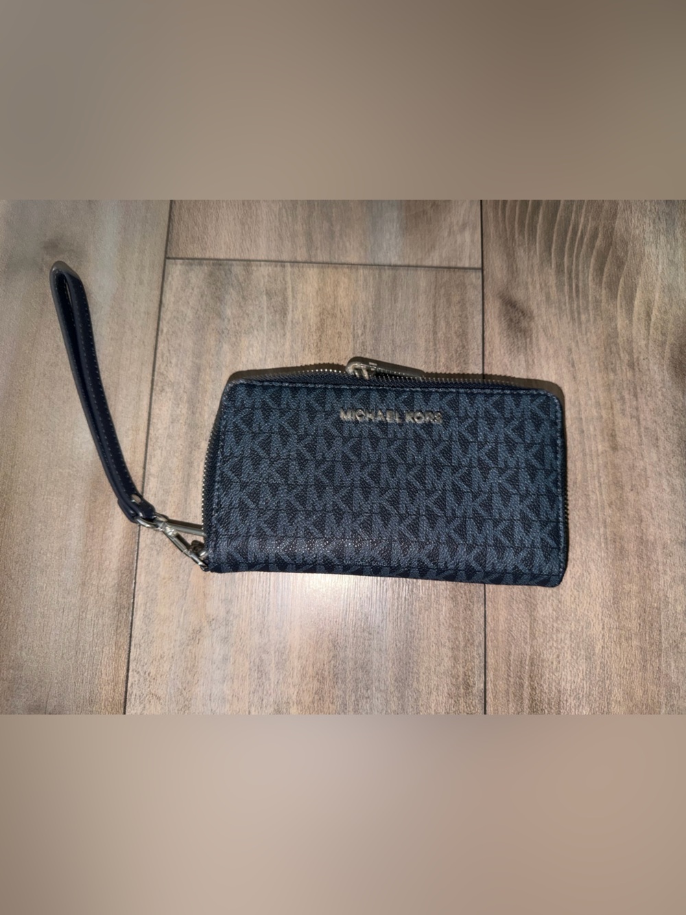 Michael Kors Dark Blue Signature Wristlet Card Holder
